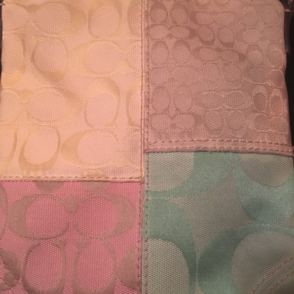 Coach medium crossbody - Picture 4 of 8